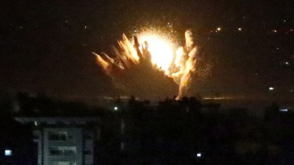 israeli-impacta-edificios-palestinos-Gaza_TINIMA20140719_0122_5