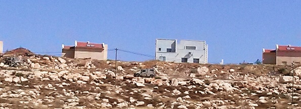 Colonia israelí (ilegal) en las Colinas del Sur de Hebrón, Cisjordania Ocupada. Foto: Tali Feld Gleiser.